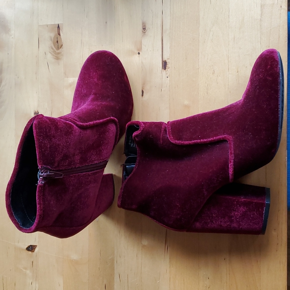 Velvety dark red heeled boots